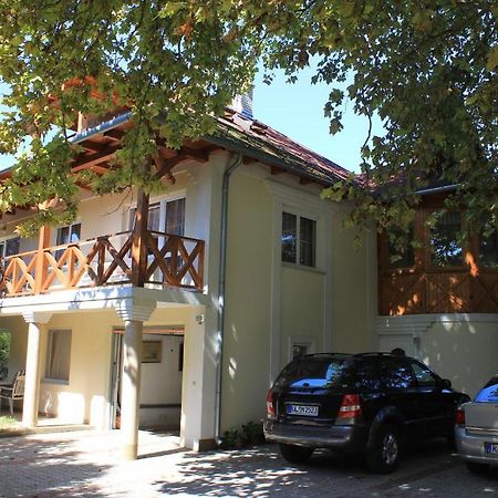Szanto Villa Хевиз Экстерьер фото